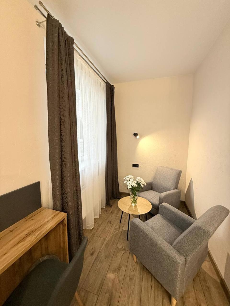 Seven Hills Hotel Stoyanka エクステリア 写真